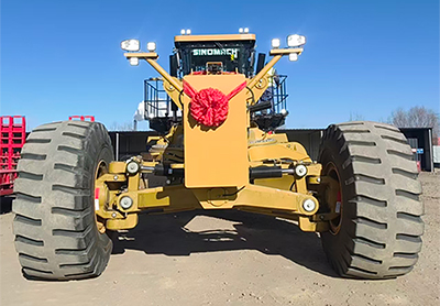 Автогрейдер PY760T